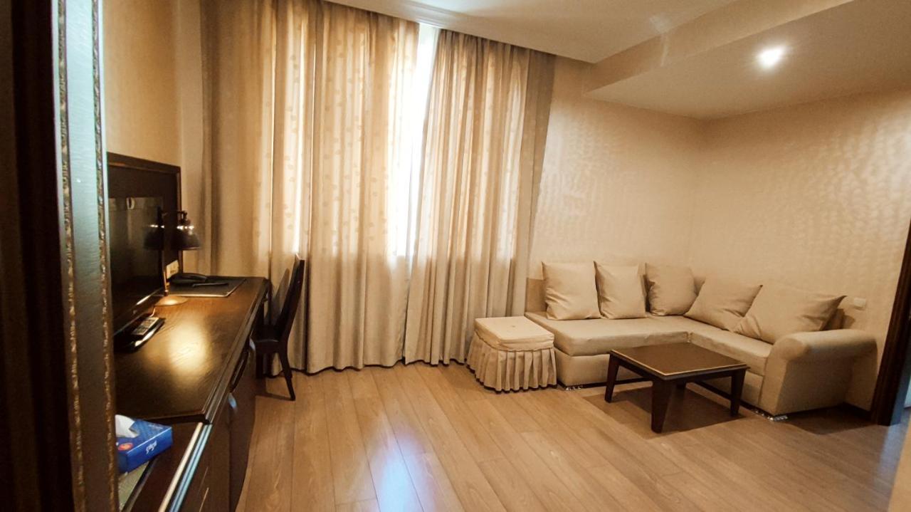 Smith'S Boutique Hotel Baku Ngoại thất bức ảnh