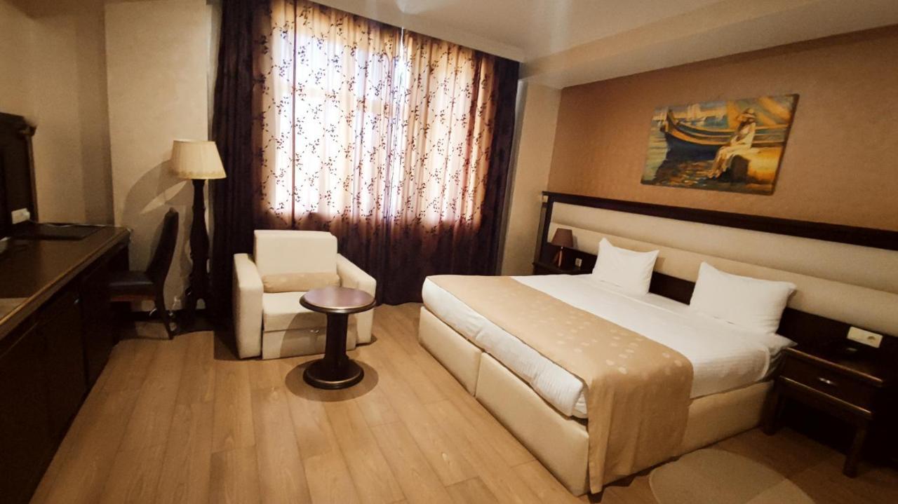 Smith'S Boutique Hotel Baku Ngoại thất bức ảnh